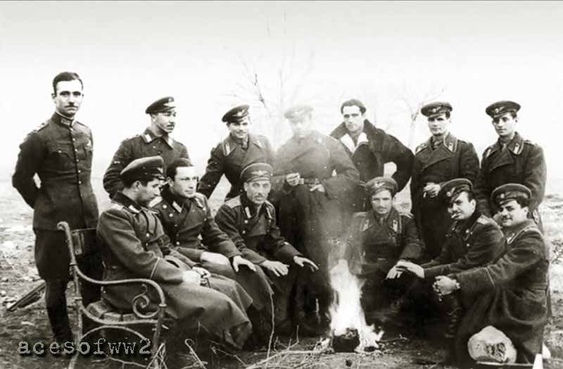 Members of No. 6 Regiment